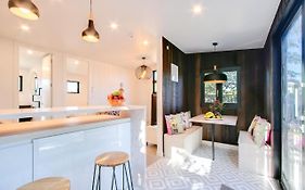 Beach And Vineyard Escape - Haumoana Beach Home